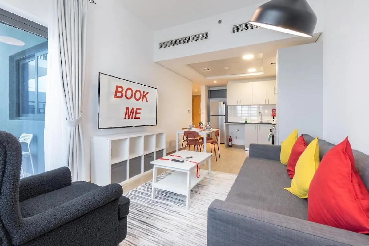 Peaceful 2-Bedroom Apartment In Jebel Ali Perfect For 6! Dubai
