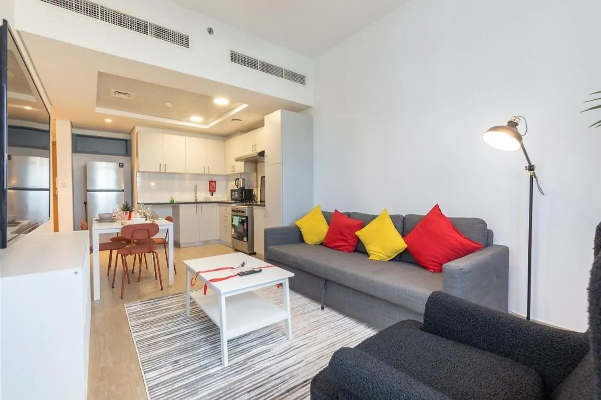 Peaceful 2-Bedroom Apartment In Jebel Ali Perfect For 6! Dubai