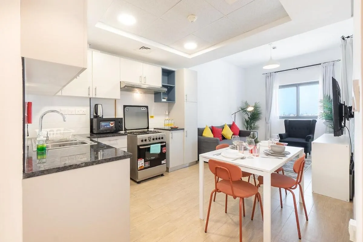Peaceful 2-Bedroom Apartment In Jebel Ali Perfect For 6! Dubai