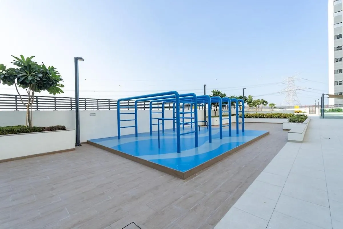 Peaceful 2-Bedroom Apartment In Jebel Ali Perfect For 6! Dubai