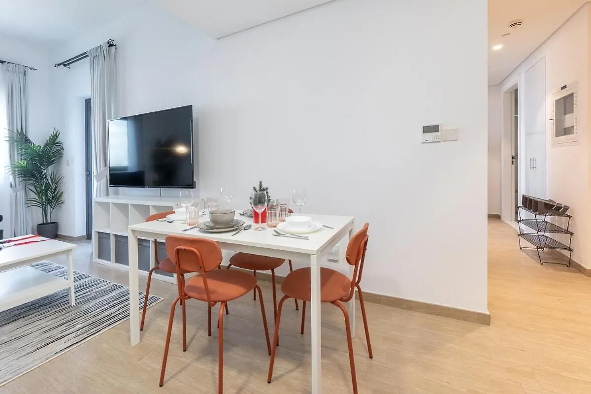 Peaceful 2-Bedroom Apartment In Jebel Ali Perfect For 6! Dubai 0*,