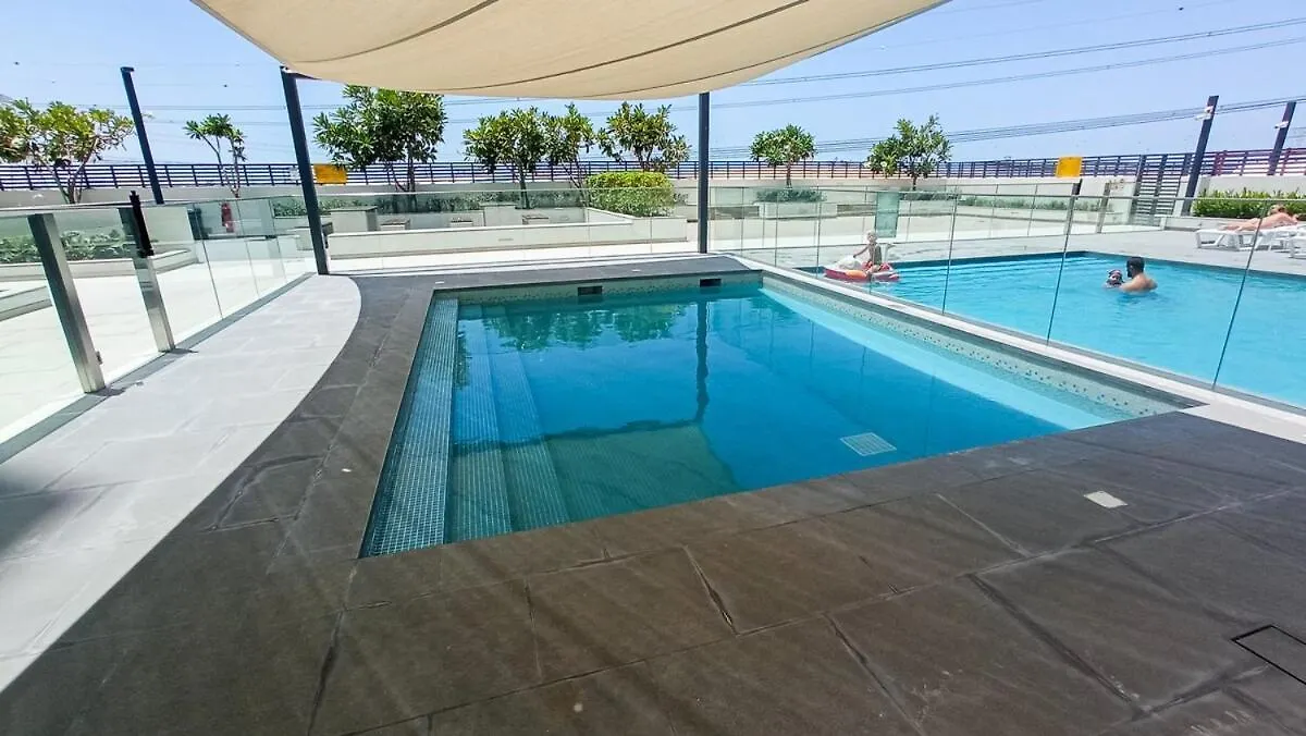 Peaceful 2-Bedroom Apartment In Jebel Ali Perfect For 6! Dubai
